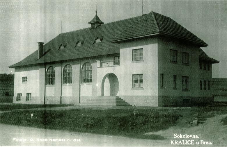 foto staré sokolovny