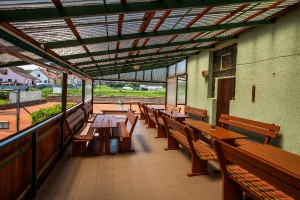 kurty-a-terasa--3--min.jpg